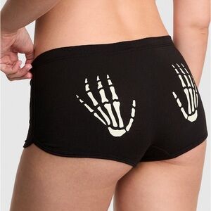 🔥VS Pink cotton dorm boyshort panty skeleton hands sz L, XL NWT
